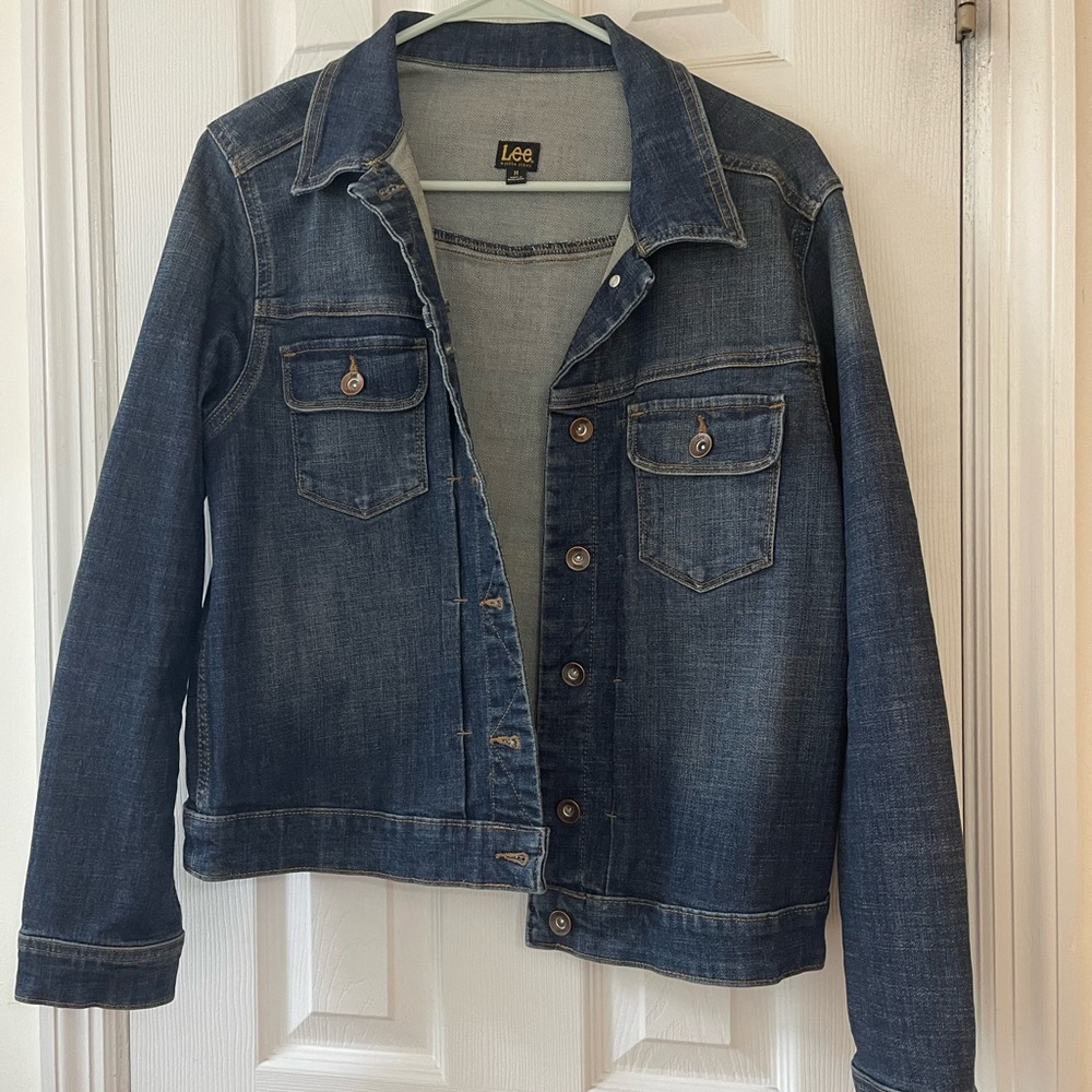 Lee Jean Jacket size large